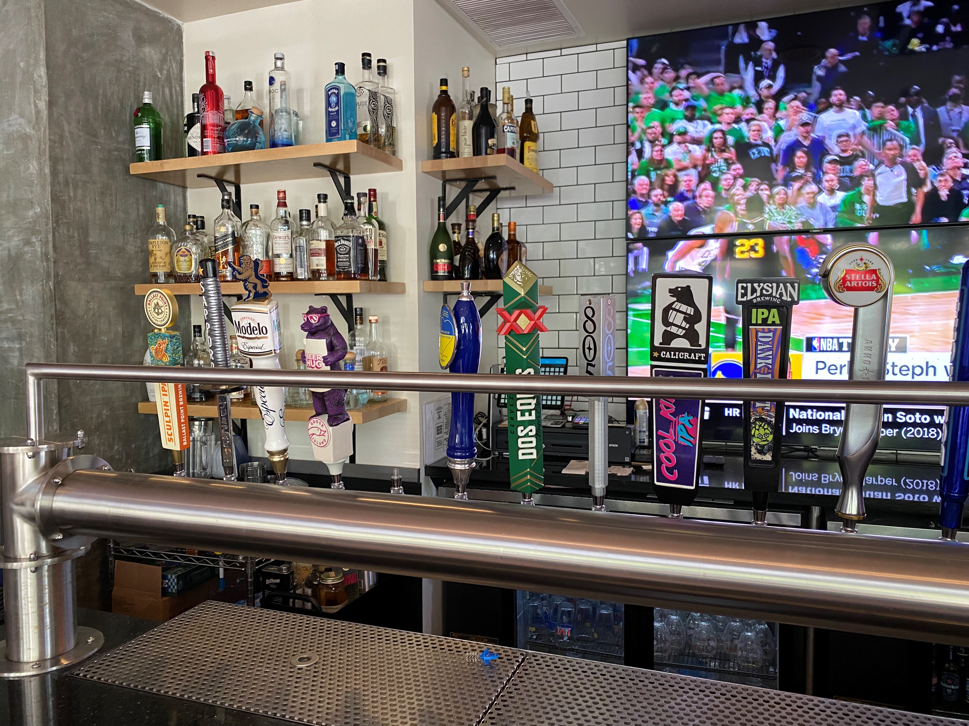 bar.jpg