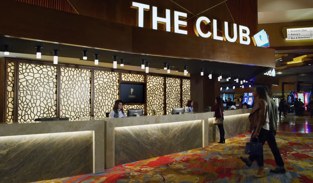 theclub.jpg